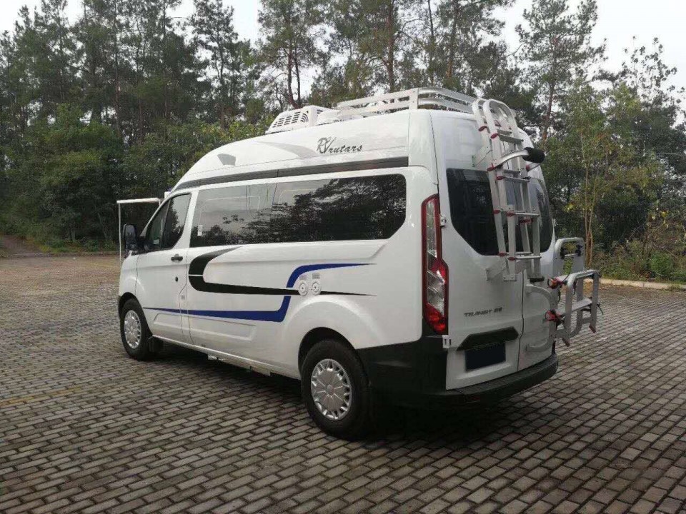 B型房車 全順房車 國(guó)產(chǎn)房車報(bào)價(jià)15271321777