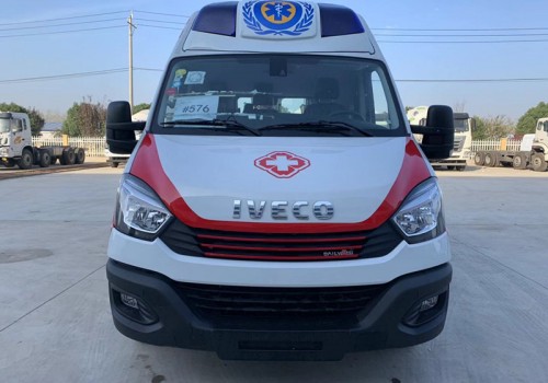 依維柯歐勝監(jiān)護(hù)型救護(hù)車(chē)