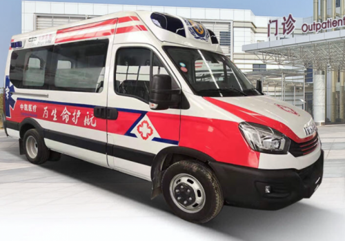 依維柯長(zhǎng)途轉(zhuǎn)運(yùn)救護(hù)車(chē)