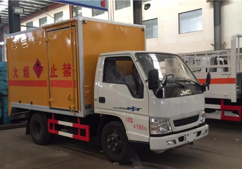 江鈴氣瓶運(yùn)輸車（國六）